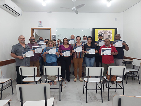 SEECETHAR realiza curso de qualificação profissional para porteiros